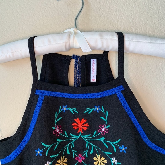 Black Embroidered Tank Top Floral S - Picture 3 of 7